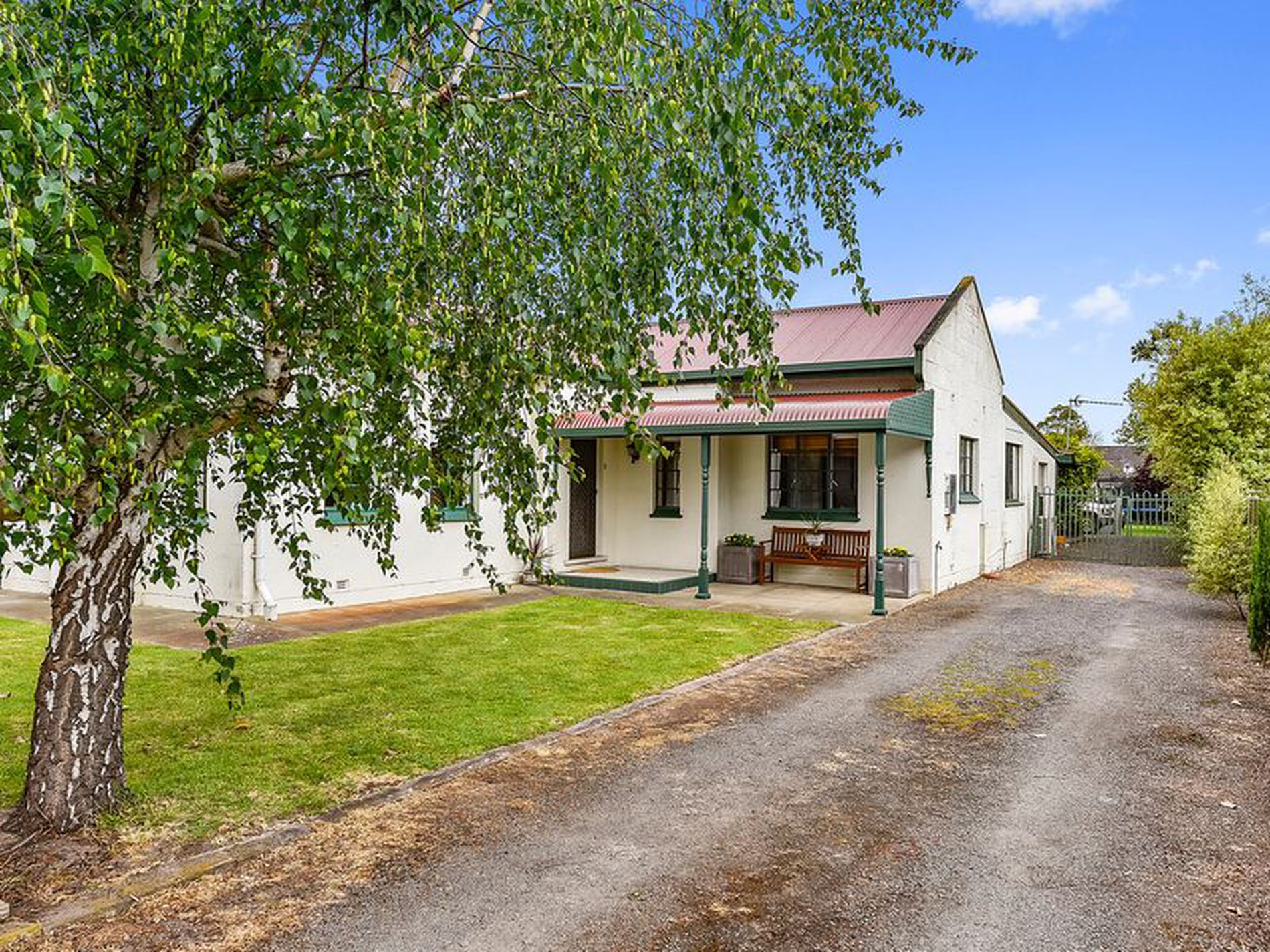 18 White Street, Millicent