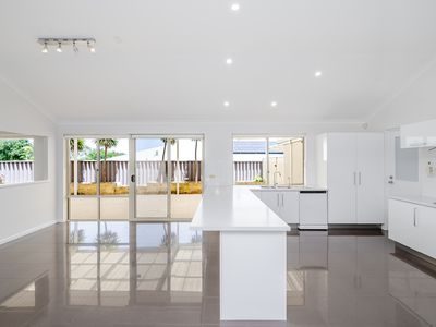 82 Santiago Parkway, Ocean Reef