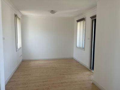 10 Malouf Street, Canley Heights