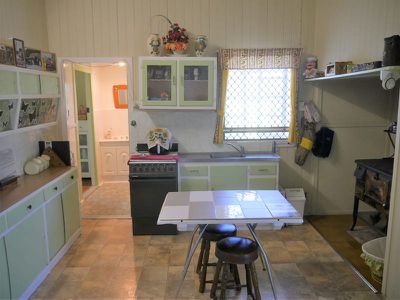 42 Henry Street, Nanango