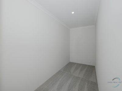 55 Torrenova Way, Sinagra