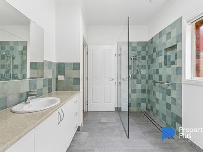 2 / 30 Echuca Road, Rochester