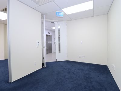135 Broadway, Newmarket