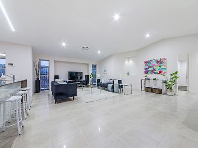 21 Gardenia Place, Wakerley