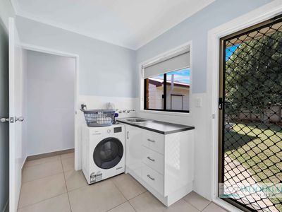 98 MACKEREL STREET, Woodgate