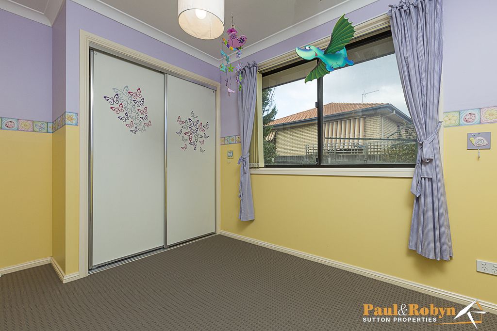 22 Dillwynia Crescent, Jerrabomberra