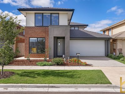 33 Charlwood Promenade, Werribee