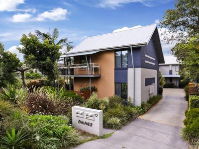 1 / 12 Russell Street, Hawks Nest