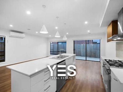 8 Pienza Road, Clyde