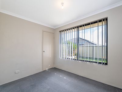 12 Hay Road, Byford