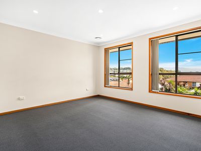 4 Warri Place, Oak Flats