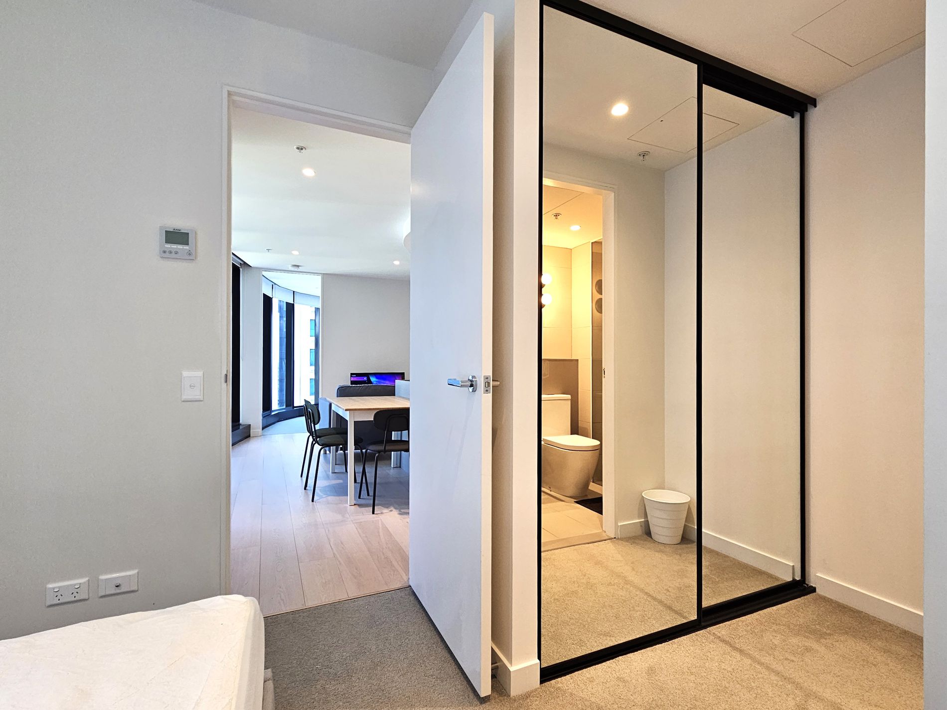 1612 / 157 A'Beckett Street, Melbourne