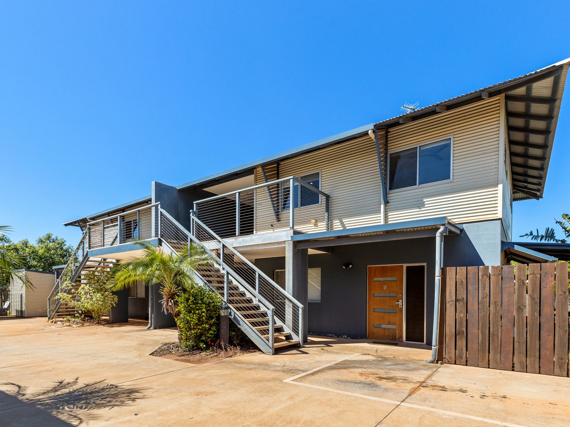 10 / 46 Tanami Drive, Bilingurr