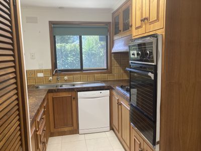 33 Allambee Avenue, Grovedale