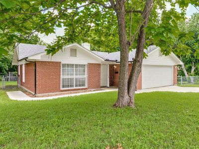 2414 East Kiest Boulevard, Dallas, TX, International