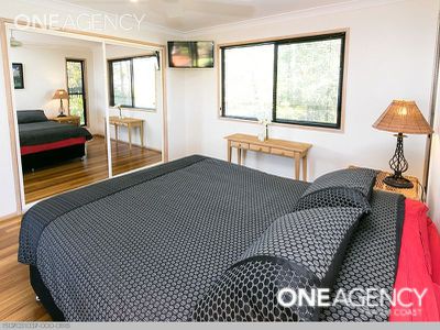 4 Chantilly Street, Urangan