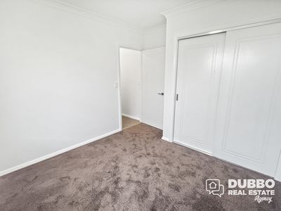 36 Sea Crescent, Dubbo