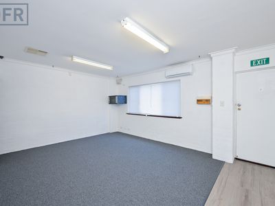 4/32 Crompton Road, Rockingham