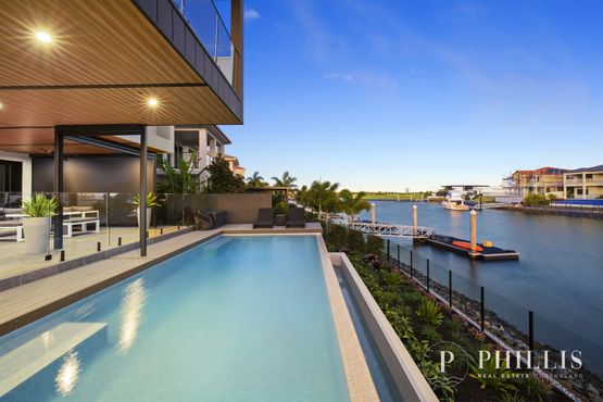 1054 Edgecliff Drive, Sanctuary Cove