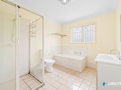 1 / 30 Madeline Street, Fairfield West