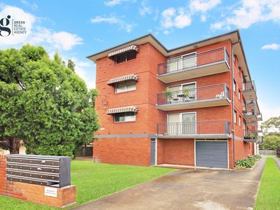 2 / 16 Maxim Street, West Ryde
