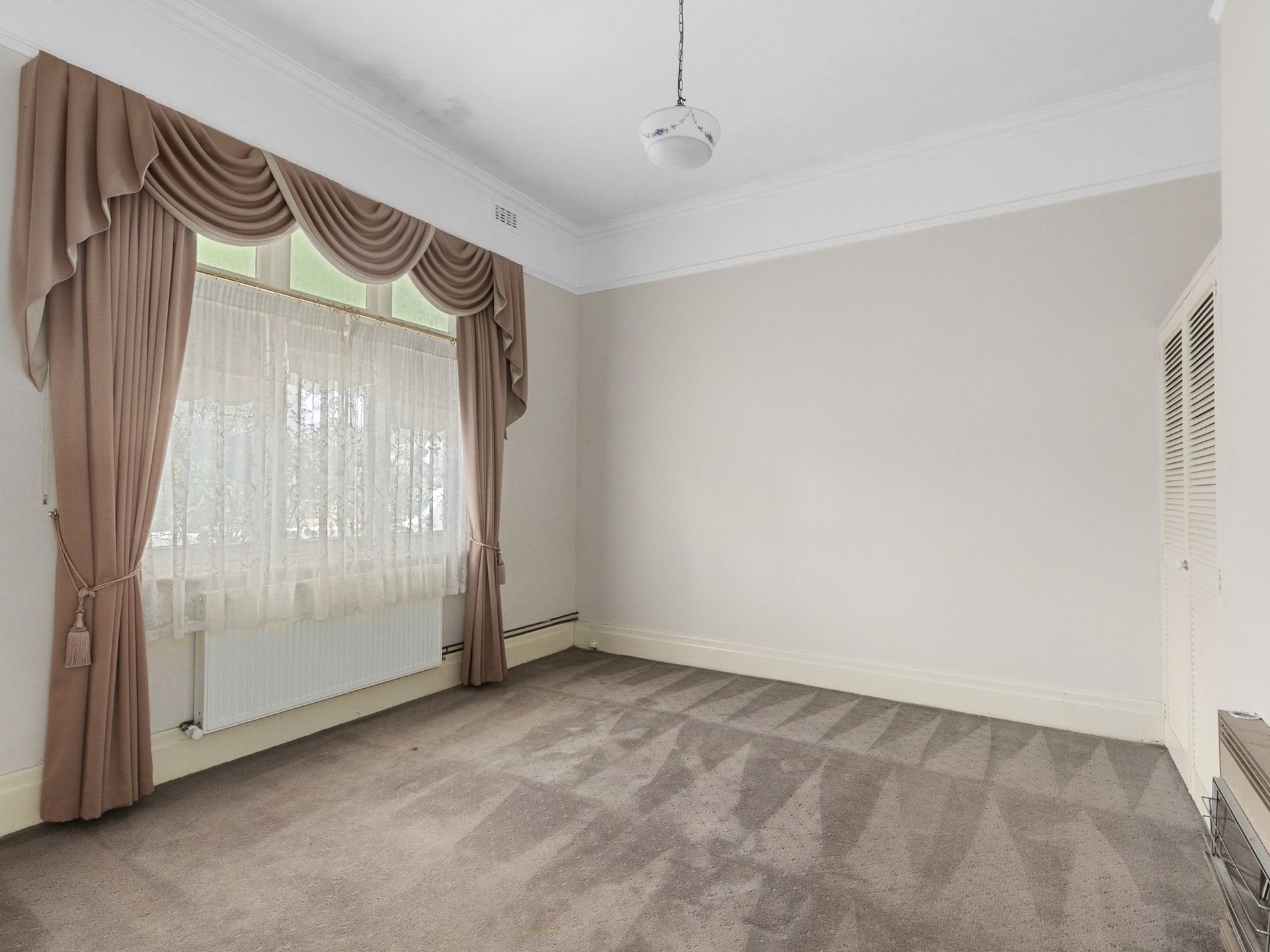 16 GOULBURN STREET, Seymour