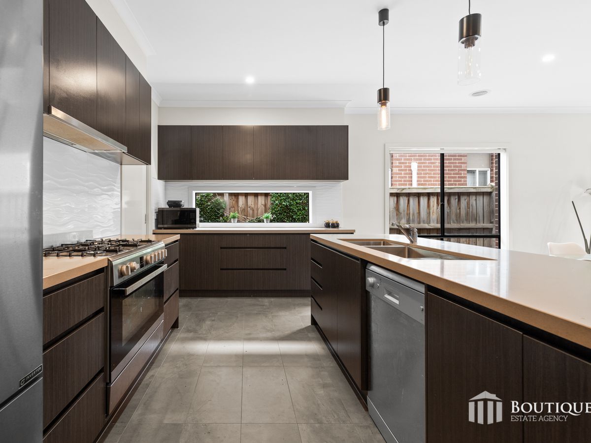 69 Villager Street, Cranbourne East