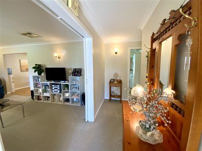 44 McDonnell Street, Forbes
