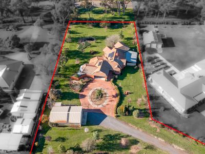19 Huntingdale Place, Waldara