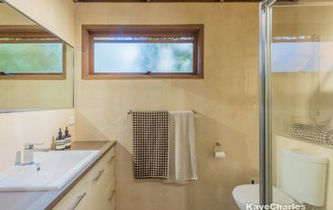 32 Burton Road, Beaconsfield Upper