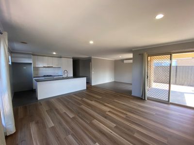 20 Kingbird Avenue , Tarneit