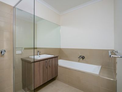 2 / 39 AWBURN STREET, Wodonga