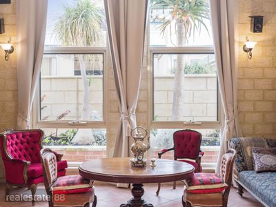 12 De Havilland View, Maylands