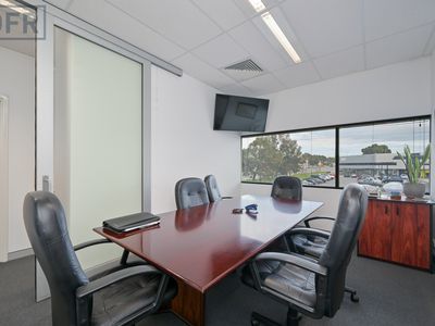 13E / 817 Beeliar Drive, Cockburn Central