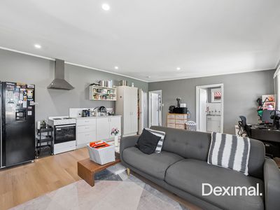 213 Sevenoaks Street, Cannington