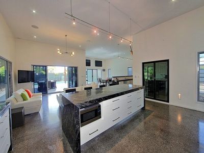84 Acacia Street, Woodgate