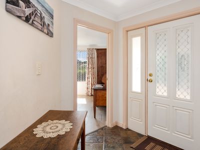 8A Siberia Close, Hannans