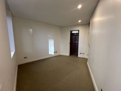 1009 / 8 Glen Street, Milsons Point