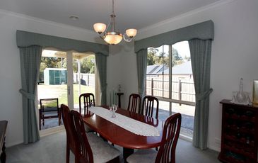 4 Whitaker Place, Beaconsfield