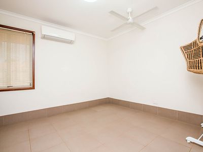 5 Delamere Place, South Hedland