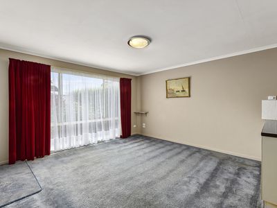 2 / 7 BONSHOR STREET, Millicent