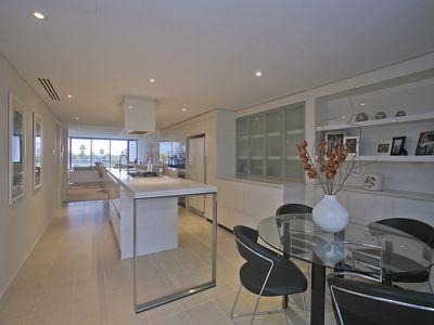 17 / 23 Bow River, Burswood