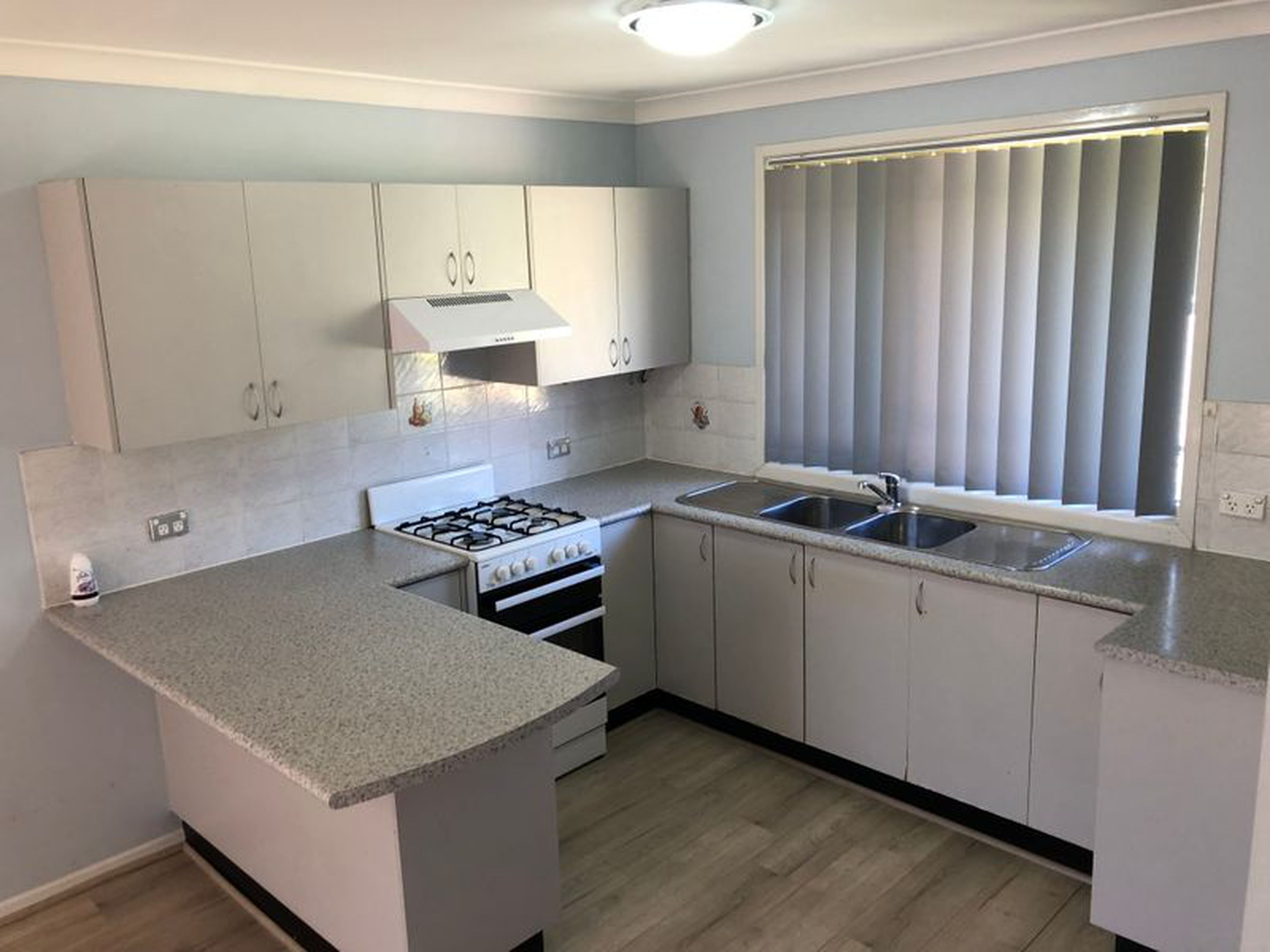 26 Henze Crescent, CLAREMONT MEADOWS