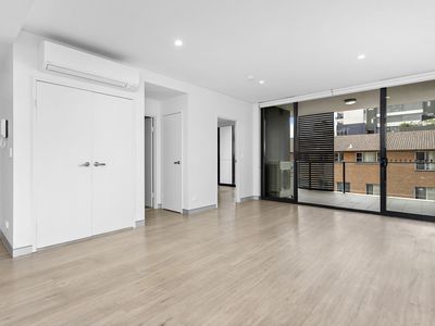 305 / 16 Burelli Street, Wollongong