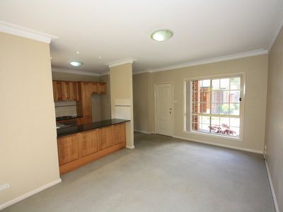 3 / 2 Lansdowne Street, Eastwood