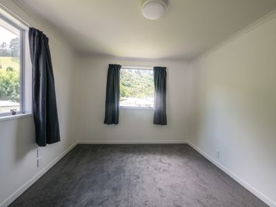 A / 38 Crown, North East Valley