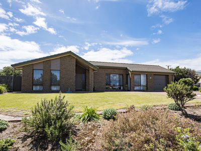 16 Arthur Street, Beachport