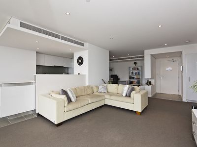 703 / 2 Oldfield Street, Burswood