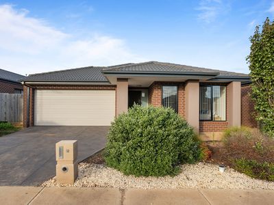 8 Partridge Way, Point Cook