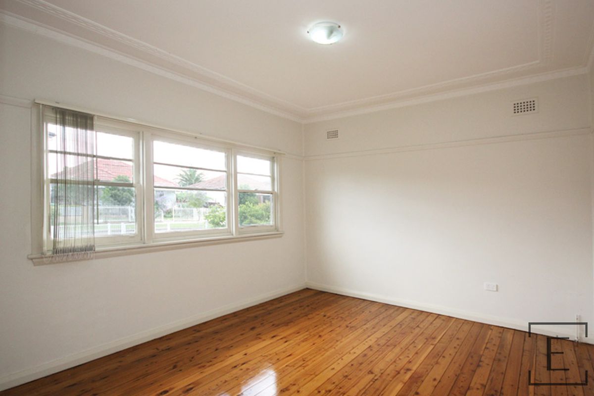 64 Harry Avenue, Lidcombe